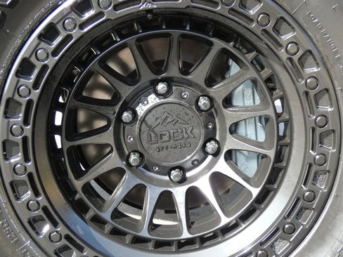 Used 2025 Toyota Tacoma SR5 image 22