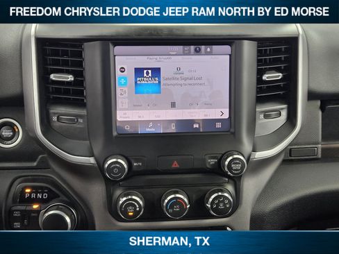 Used 2024 RAM 2500 Big Horn w/ Bed Utility Group image 11