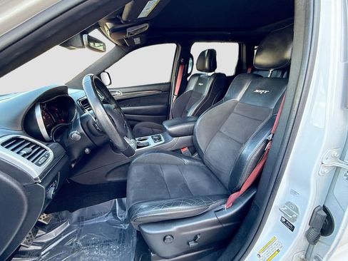 Used 2021 Jeep Grand Cherokee SRT w/ Trailer Tow Group IV image 22