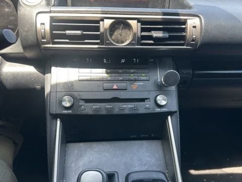 Used 2015 Lexus IS 250 RWD image 20