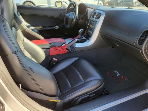 Used 2006 Chevrolet Corvette Convertible w/ Preferred Equipment Group image 8