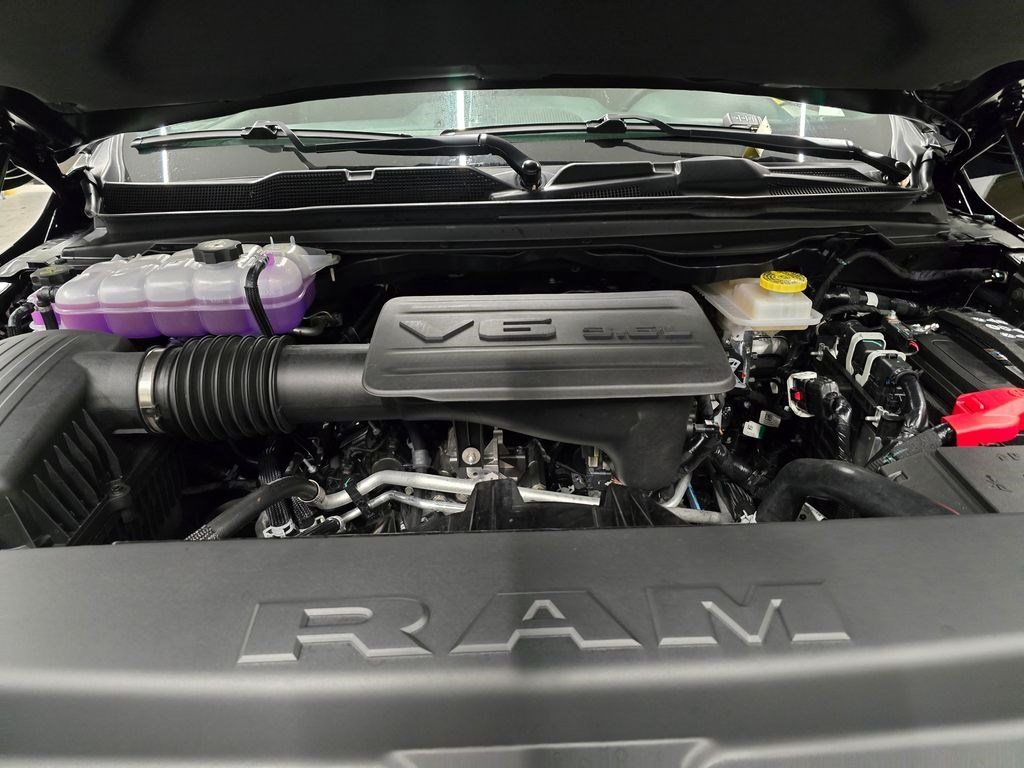 New 2026 RAM 1500 Tradesman AWD/4WD image 12
