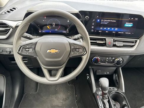 Used 2026 Chevrolet TrailBlazer LS w/ LS Convenience Package image 16