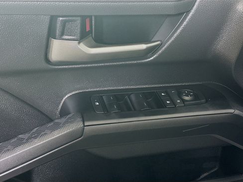 Used 2025 Toyota Tacoma TRD Sport AWD/4WD image 14