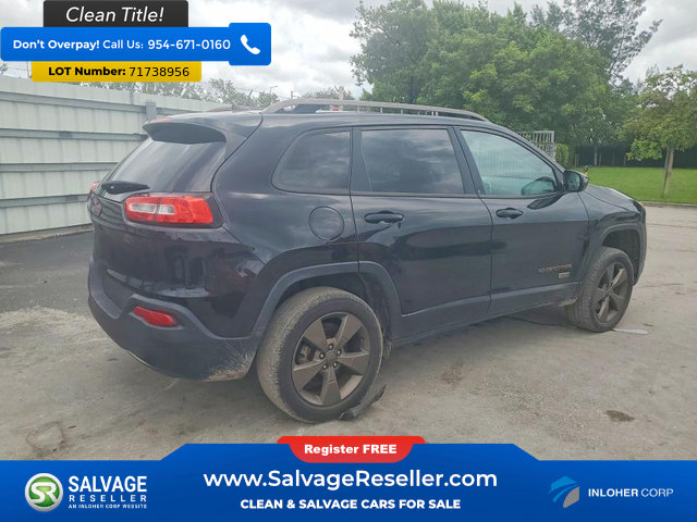 Used 2017 Jeep Cherokee Latitude FWD image 4