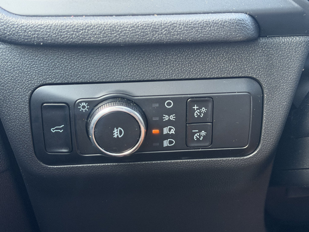 Certified 2025 Ford Escape ST-Line Select AWD/4WD image 20