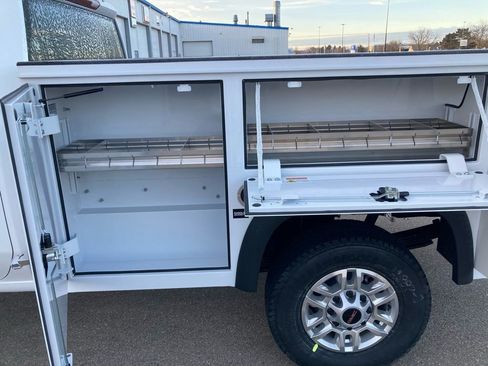 New 2026 GMC Sierra 2500 Pro w/ Convenience Package image 6