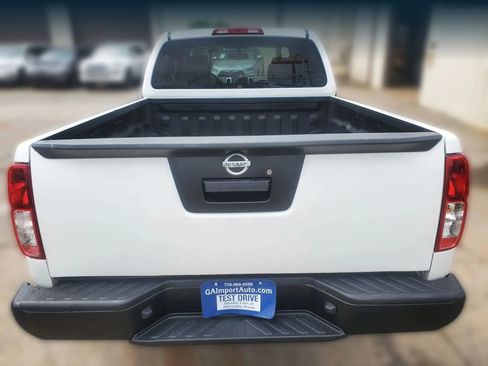 Used 2019 Nissan Frontier S RWD image 12