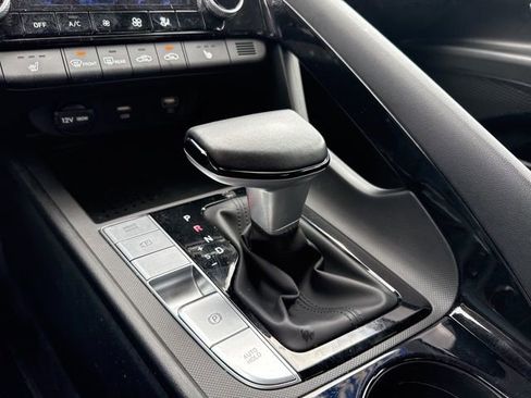 Used 2023 Hyundai Elantra SEL w/ Convenience Package FWD image 7