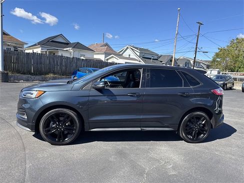 Used 2024 Ford Edge ST w/ Equipment Group 401A image 8