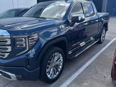 Used 2023 GMC Sierra 1500 Denali AWD/4WD image 1
