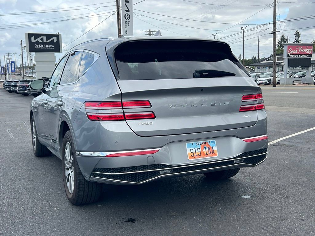 Used 2025 Genesis GV80 2.5T Standard AWD/4WD image 9