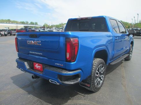 Used 2024 GMC Sierra 1500 AT4 w/ Technology Package AWD/4WD image 6