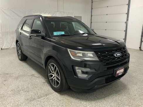 Used 2017 Ford Explorer Sport AWD/4WD image 3