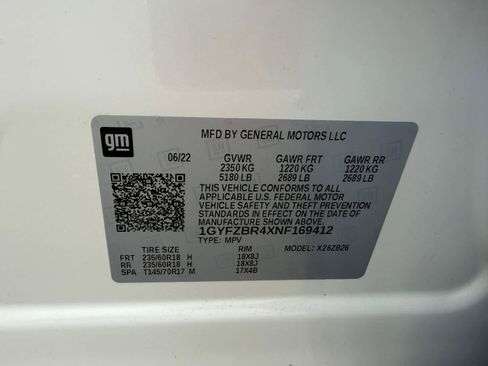 Used 2022 Cadillac XT4 Luxury w/ Cold Weather Package AWD/4WD image 19