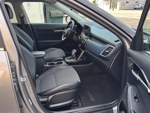 Used 2022 Kia Seltos Nightfall Edition image 25