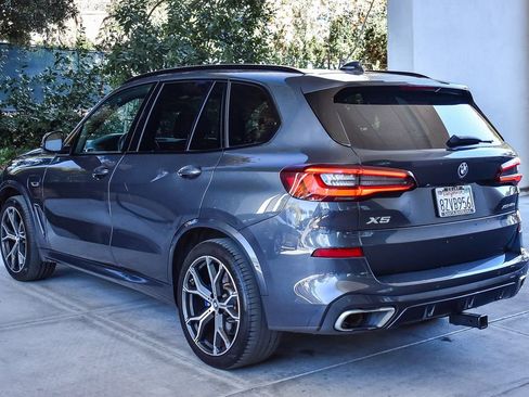 Used 2022 BMW X5 xDrive45e w/ M Sport Package image 4