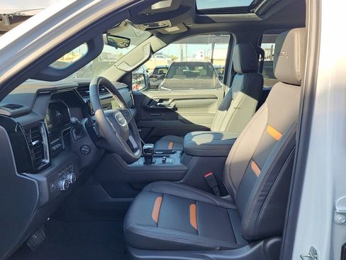 New 2026 GMC Sierra 1500 AT4 w/ AT4 Premium Package image 17