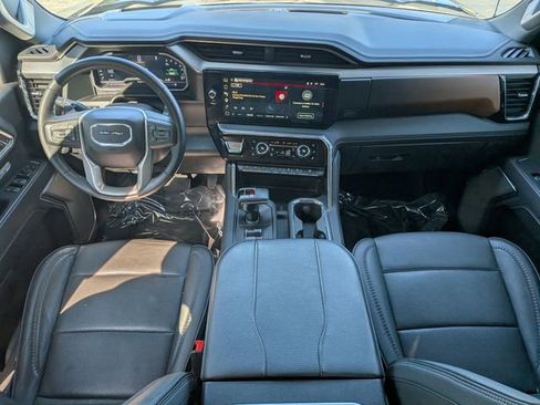 Used 2023 GMC Sierra 1500 Denali w/ Technology Package AWD/4WD image 27