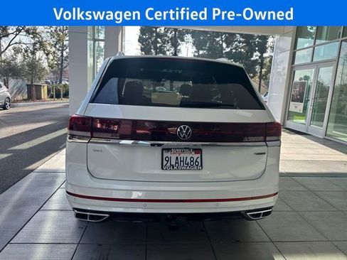 Certified 2024 Volkswagen Atlas SEL Premium R-Line image 5