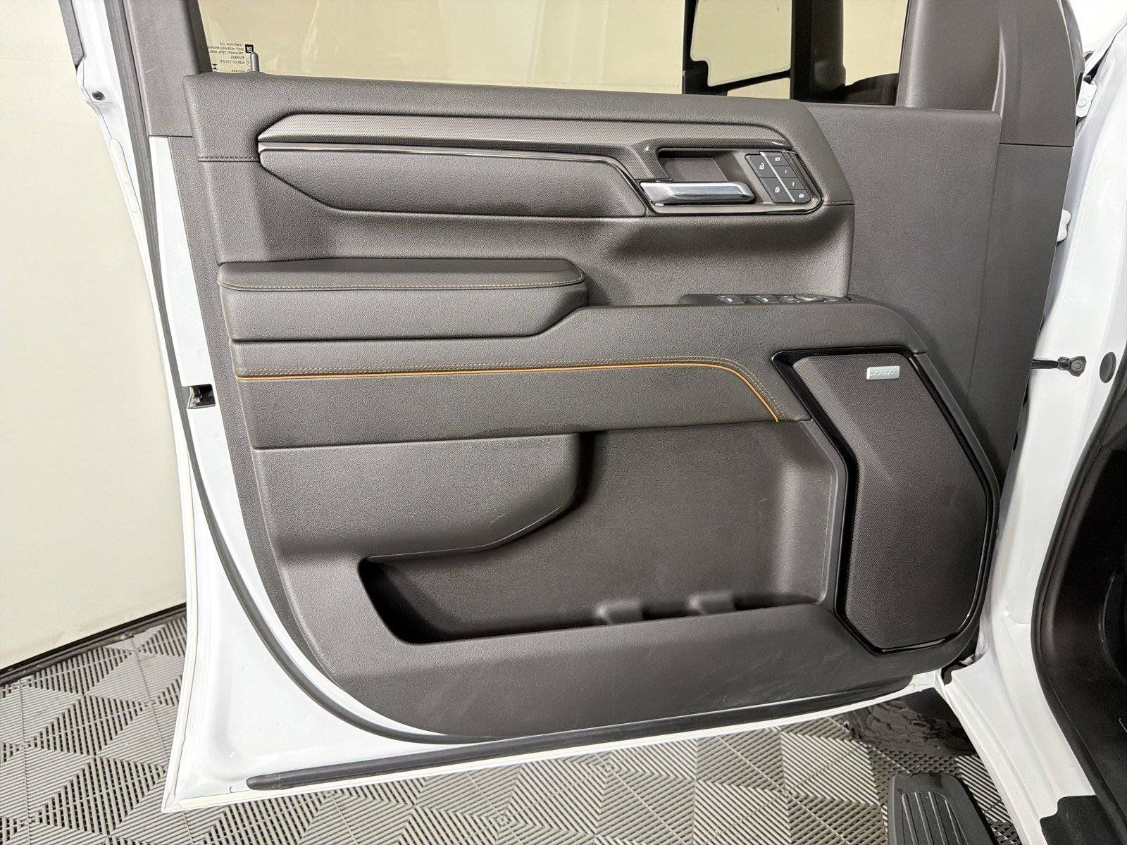 Certified 2024 GMC Sierra 2500 AT4 w/ AT4 Premium Plus Package AWD/4WD image 8