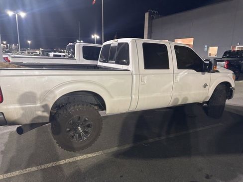 Used 2012 Ford F250 Lariat w/ Lariat Interior Pkg image 10