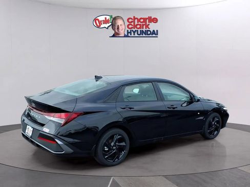 New 2026 Hyundai Elantra Sport FWD image 5