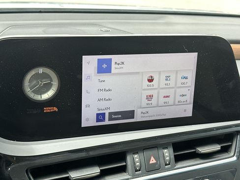 Used 2023 Lexus ES 350 w/ Premium Package FWD image 12