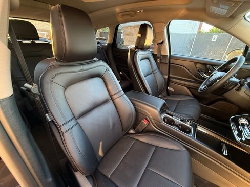 New 2026 Lincoln Corsair Reserve w/ Jet Appearance Package AWD/4WD image 22