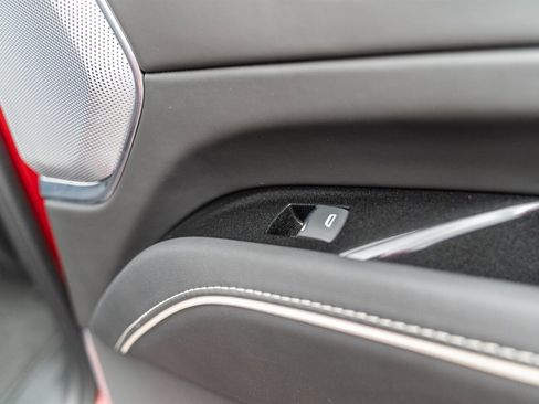 Used 2023 Cadillac Escalade Premium Luxury Platinum image 71