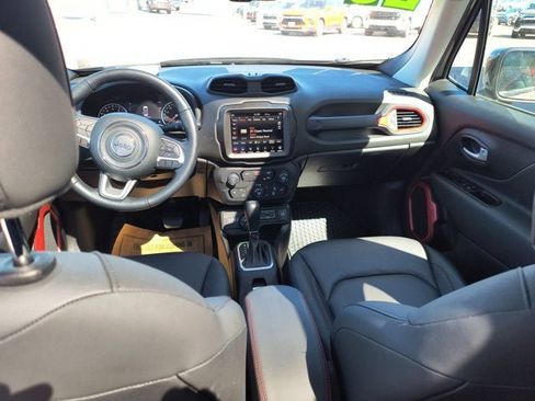 Used 2023 Jeep Renegade Trailhawk w/ Sun/Sound Group AWD/4WD image 19
