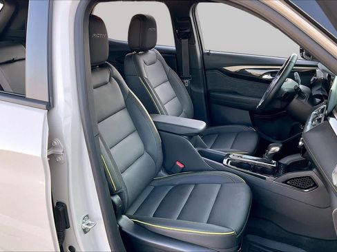 Used 2026 Chevrolet TrailBlazer ACTIV w/ Convenience Package FWD image 9