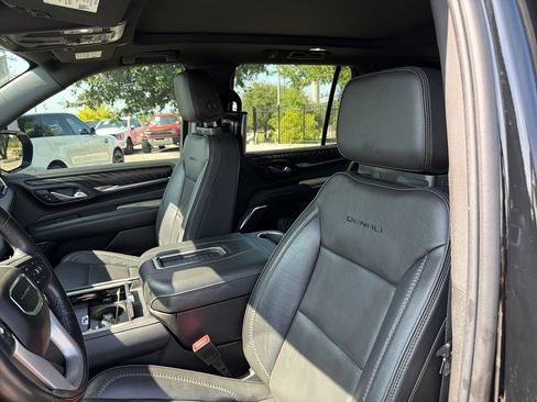 Used 2022 GMC Yukon Denali AWD/4WD image 20