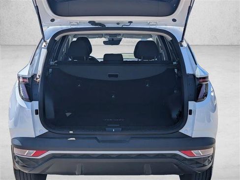 Used 2022 Hyundai Tucson Blue w/ Cargo Package AWD/4WD image 6