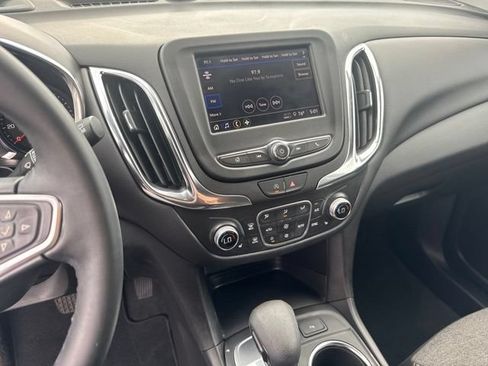 Used 2024 Chevrolet Equinox LT FWD image 21