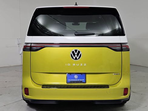 New 2025 Volkswagen ID. Buzz Pro S Plus image 5