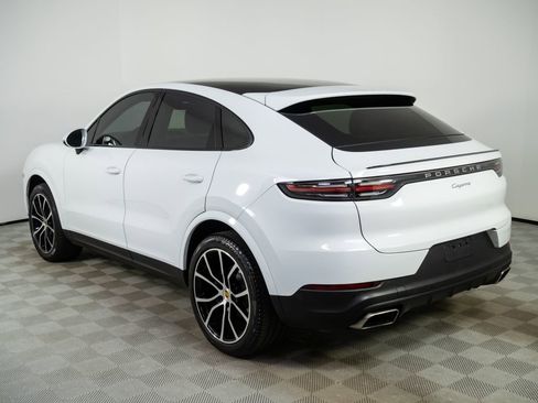 Used 2021 Porsche Cayenne Coupe image 3