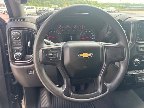 Used 2021 Chevrolet Silverado 1500 Custom AWD/4WD image 20