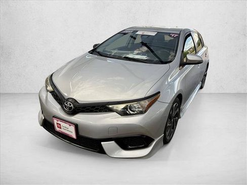 Certified 2017 Toyota Corolla iM FWD image 2
