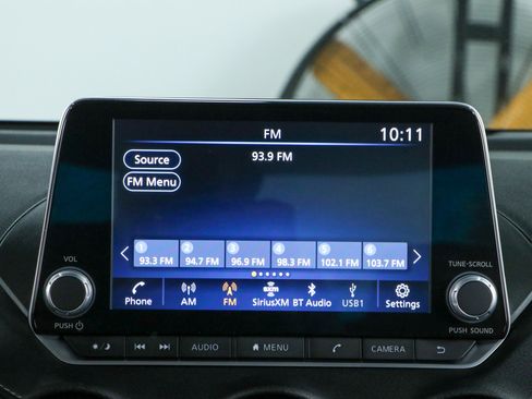 Used 2024 Nissan Sentra SV FWD image 19