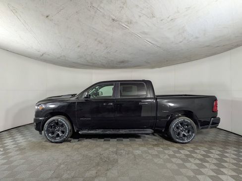 New 2026 RAM 1500 Express AWD/4WD image 3