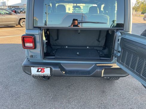 New 2026 Jeep Wrangler Sport image 40