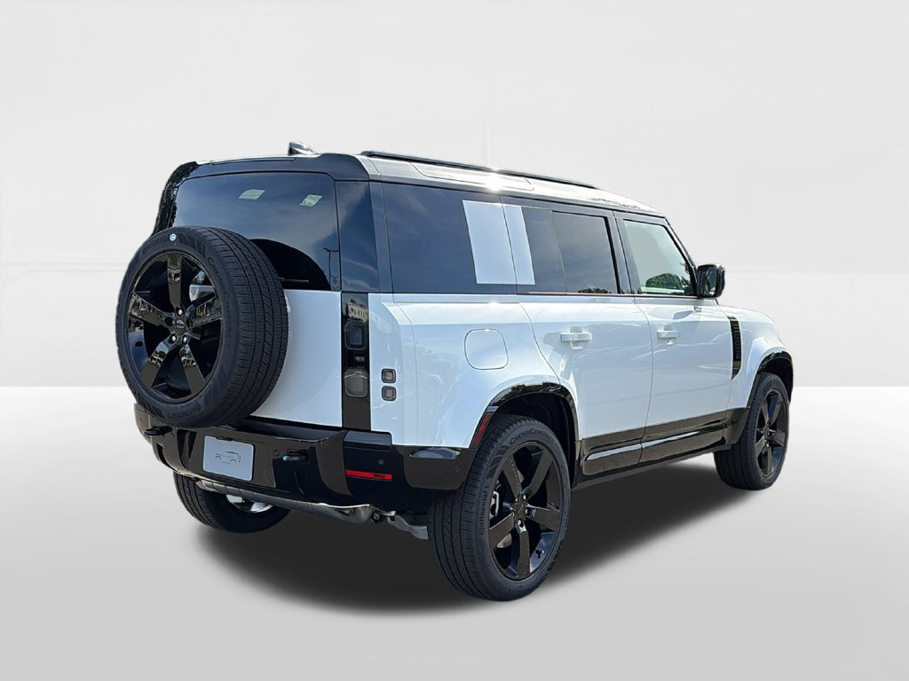 New 2026 Land Rover Defender 110 X-Dynamic SE AWD/4WD image 5