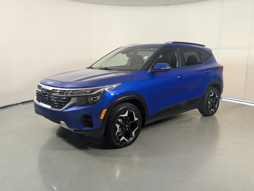 Used 2025 Kia Seltos S FWD image 3