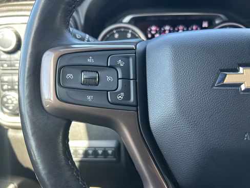 Used 2022 Chevrolet Silverado 3500 High Country image 17