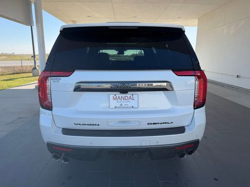 Used 2023 GMC Yukon XL Denali Ultimate w/ LPO, Floor Liner Package image 7