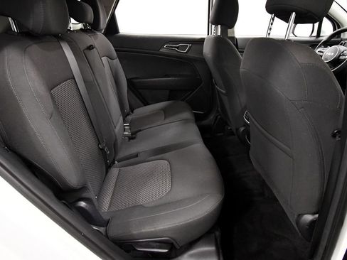 Certified 2023 Kia Sportage LX AWD/4WD image 17