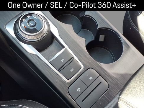 Used 2022 Ford Escape SEL image 24