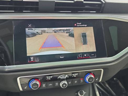 Used 2022 Audi Q3 2.0T Premium Plus w/ Premium Plus Package image 26