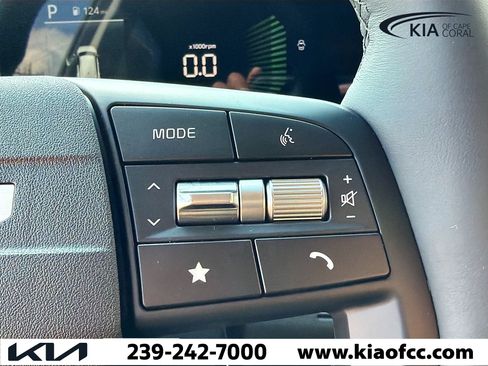 New 2026 Kia Sportage LX FWD image 31
